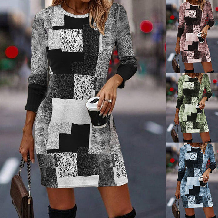 Damen Strickkleid mit modernem geometrischen Muster und langen Ärmeln Echoarchiv