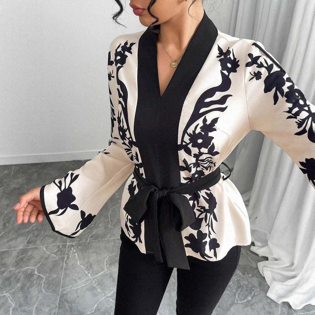 Damen Kimono-Bluse mit floralem Druck, V-Ausschnitt und Taillenbindegürtel – Avérine