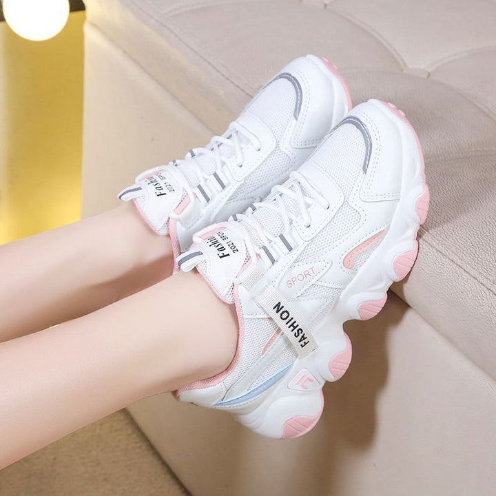 Damen Sportliche Sneaker mit atmungsaktiver Mesh-Oberfläche und dämpfender Laufsohle Echo Archiv