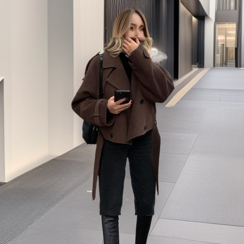 Damen Kurz geschnittener Oversize-Wollmix-Peacoat mit weitem Revers und Bindegürtel Echo Archiv