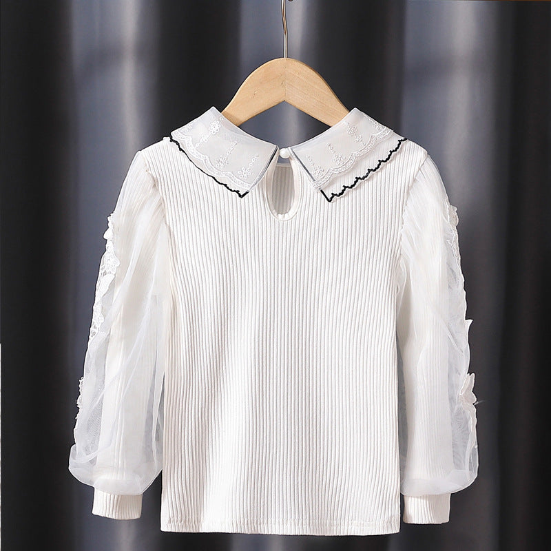 Mädchen modische Bluse mit eleganten Tüllärmeln und kunstvoller Spitzenverzierung Echo Archiv