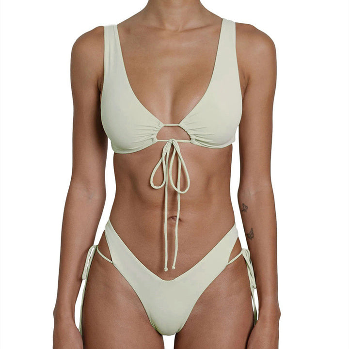 Damen Triangel-Bikini mit innovativem Schnitt und verstellbaren Seitenbändern Echo Archiv
