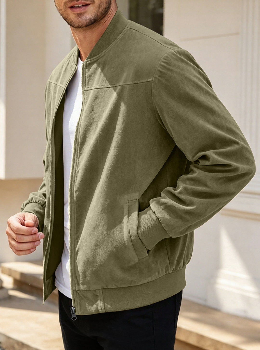 Herren Leichte Bomberjacke im Velours-Look mit Reißverschluss und Rippbündchen Echoarchiv
