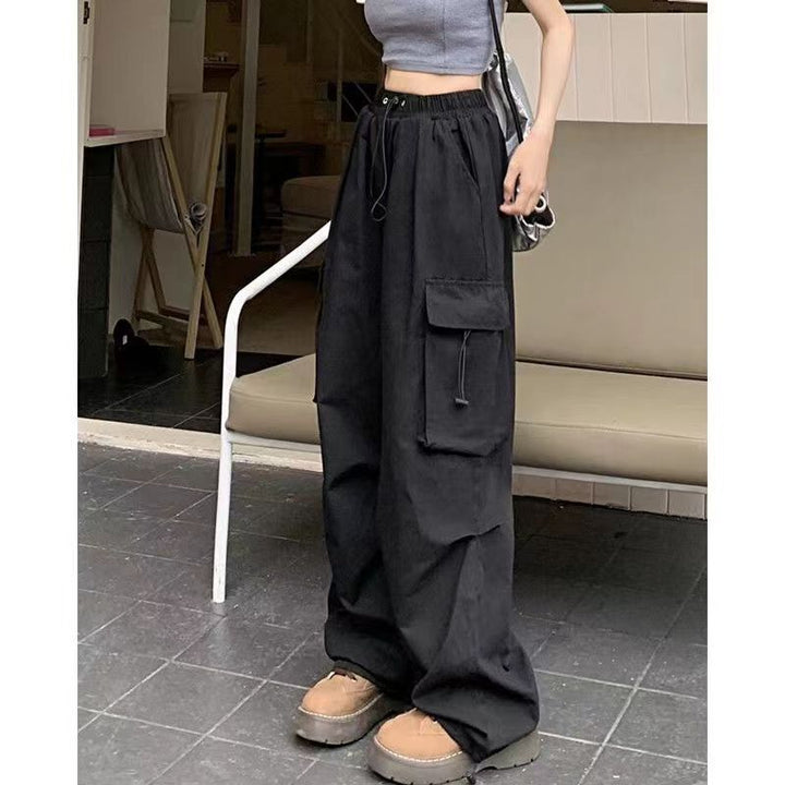 Damen Cargo-Hose mit hoher Taille, Elastikbund, großen Klappentaschen und Kordelzug – Avélisse