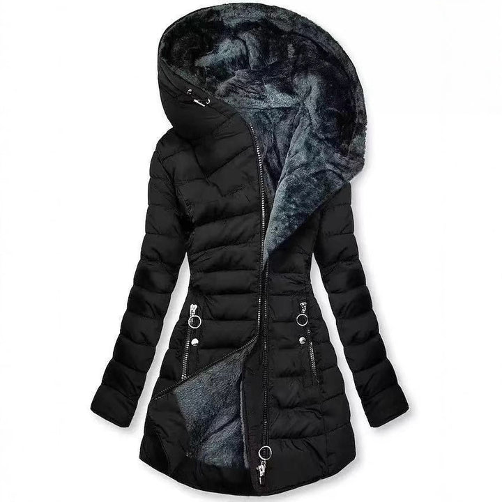 Damen Taillierter Steppmantel mit Oversize-Kapuze, kuscheligem Teddyfutter und Zierringen am Reißverschluss – Montévia