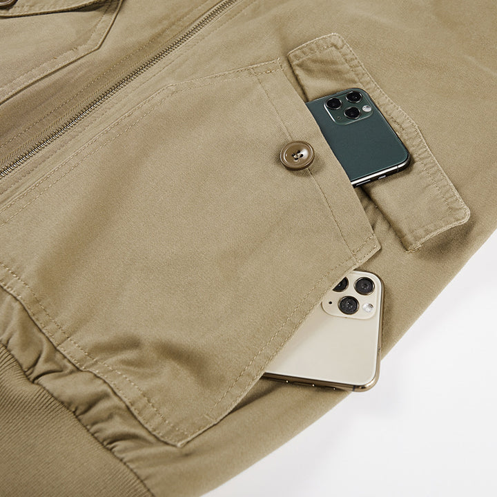 Herren Robust-Canvas-Bomberjacke mit Reißverschluss-Ärmeltasche und aufgesetzten Klappentaschen Echo Archiv