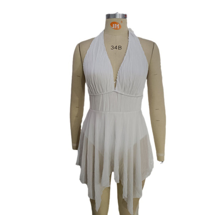 Damen Eleganter Wickel-Badeanzug mit tiefem V-Ausschnitt und Chiffonrock Echo Archiv