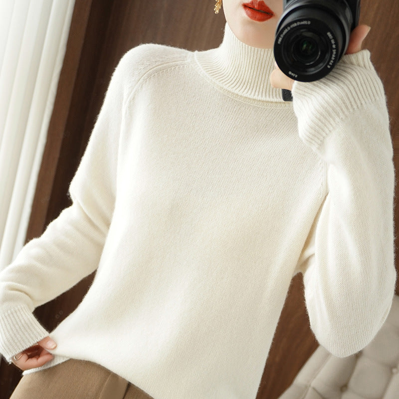 Damen Rollkragenpullover aus weichem Wollmix mit verlängerten Bündchen Echoarchiv