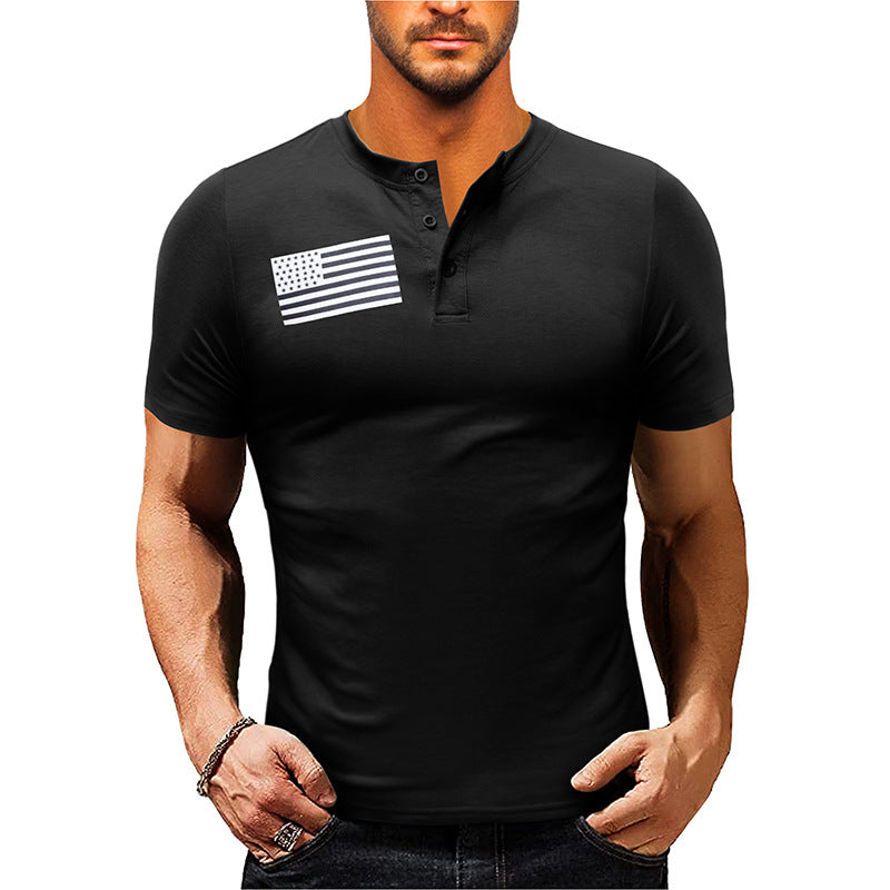 Herren Kurzarm-Henley-Shirt mit modischem Flaggenaufdruck Echoarchiv
