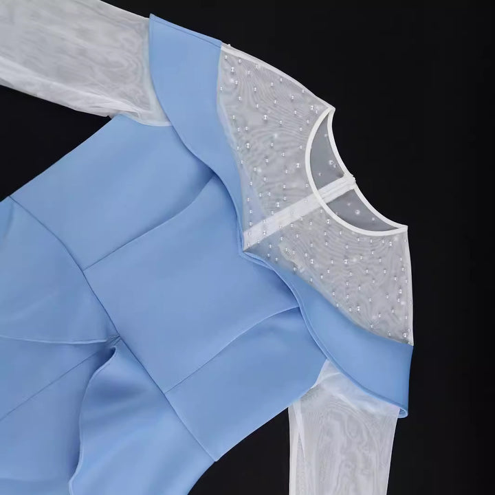 Damen elegantes Midi-Kleid mit schulterfreiem Design und Rüschenelement Echo Archiv