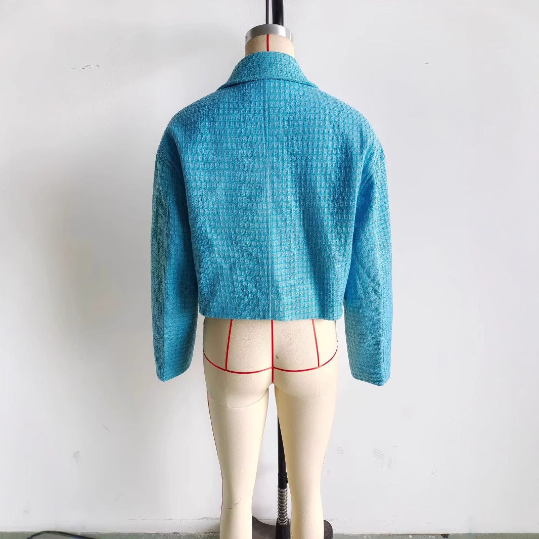 Damen cropped kastige Tweedjacke mit Hemdkragen, verdecktem Reißverschluss und Paspeltaschen – Célinea