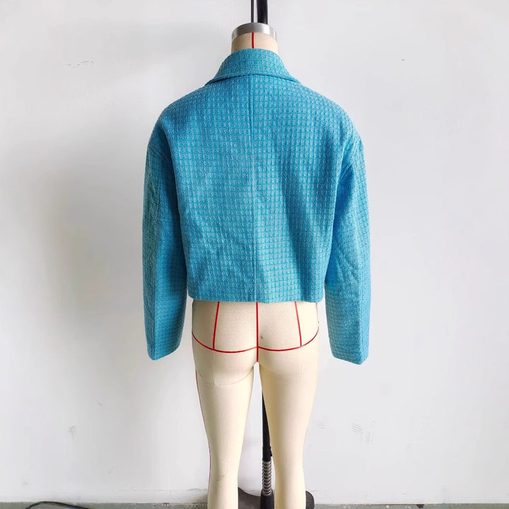 Damen cropped kastige Tweedjacke mit Hemdkragen, verdecktem Reißverschluss und Paspeltaschen – Célinea