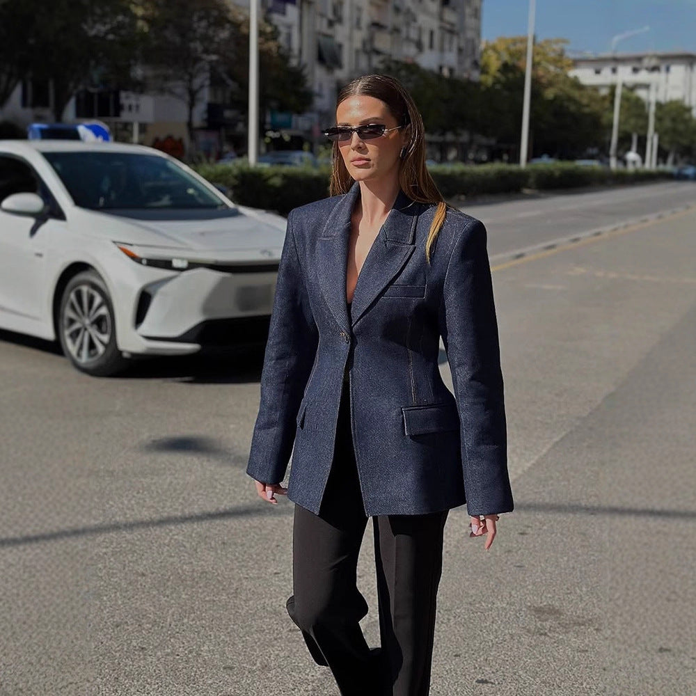 Damen taillierter Jeansblazer mit geschwungenem Revers Echoarchiv