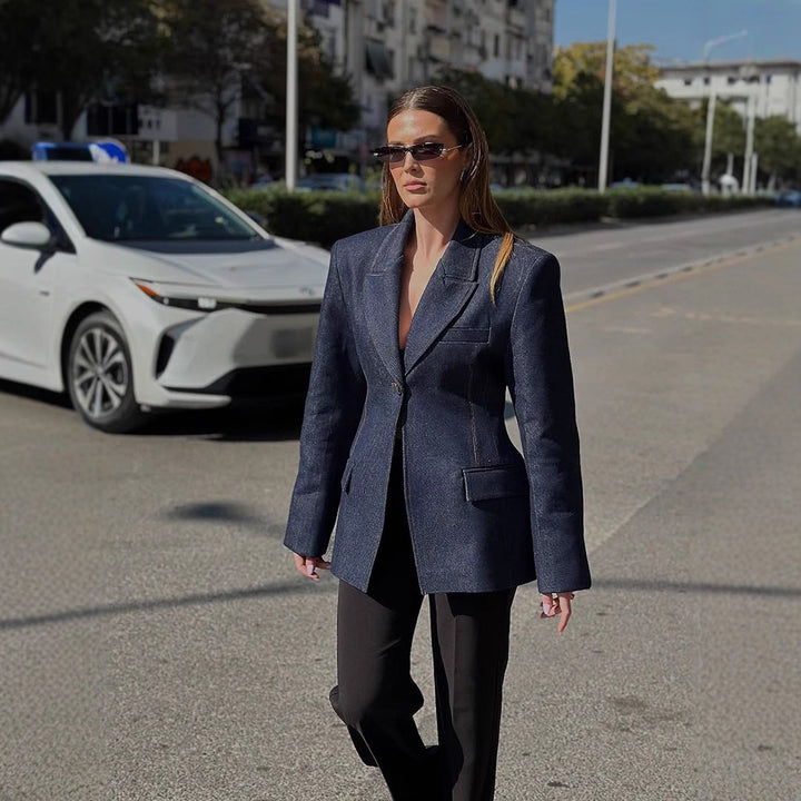 Damen taillierter Jeansblazer mit geschwungenem Revers Echoarchiv