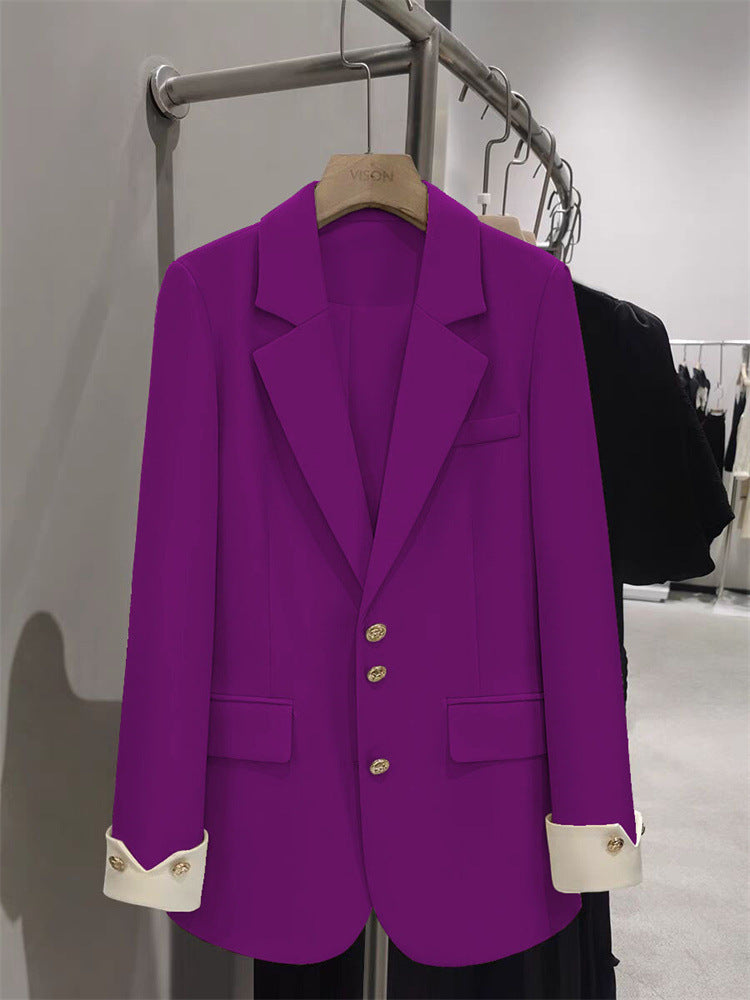 Damen Eleganter Blazer mit goldenen Knopfdetails Echo Archiv