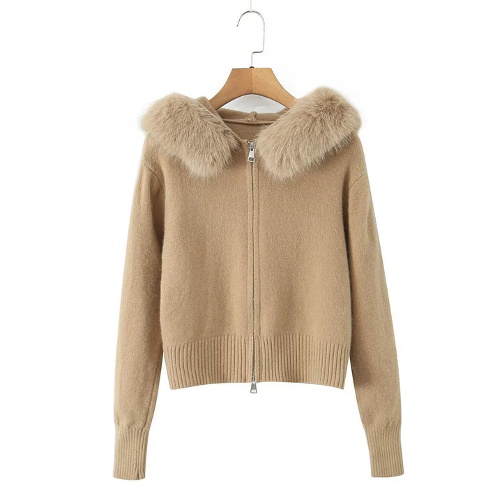 Damen Kurze Strickjacke mit Reißverschluss und abnehmbarem Kunstpelzkragen Echo Archiv