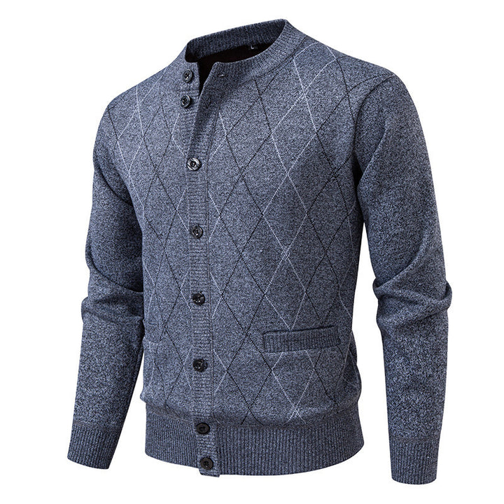 Herren Strickjacke mit modernem Rautenmuster und praktischen Taschen Echoarchiv