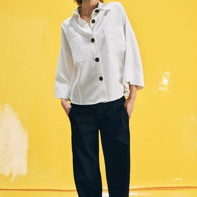 Damen Cropped Oversize‑Hemdjacke mit Kimonoärmeln und Dekoknöpfen Echoarchiv