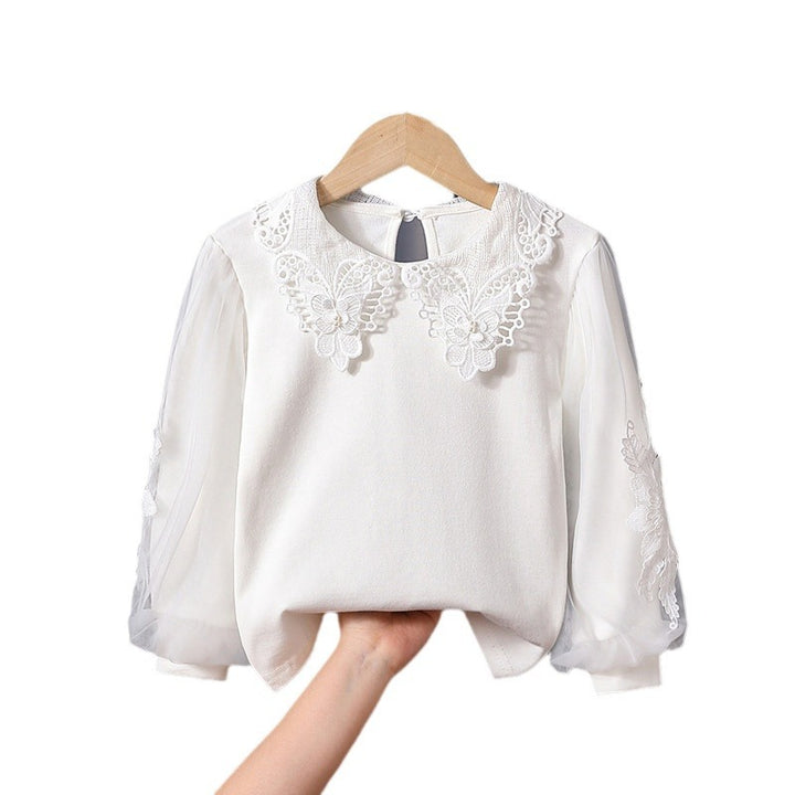 Mädchen modische Bluse mit eleganten Tüllärmeln und kunstvoller Spitzenverzierung Echo Archiv
