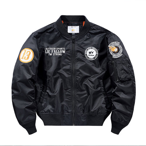 Herren Nylon Piloten-Bomberjacke mit Emblem‑Patches, Ärmel‑Utilitytasche und Rippbündchen Echo Archiv