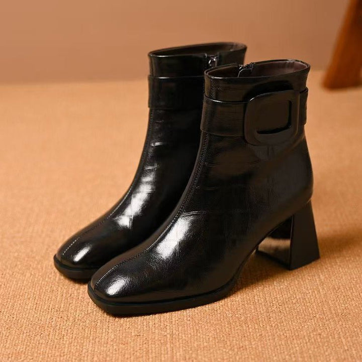 Damen Elegante Stiefeletten mit Blockabsatz und Schnallen-Detail Echo Archiv