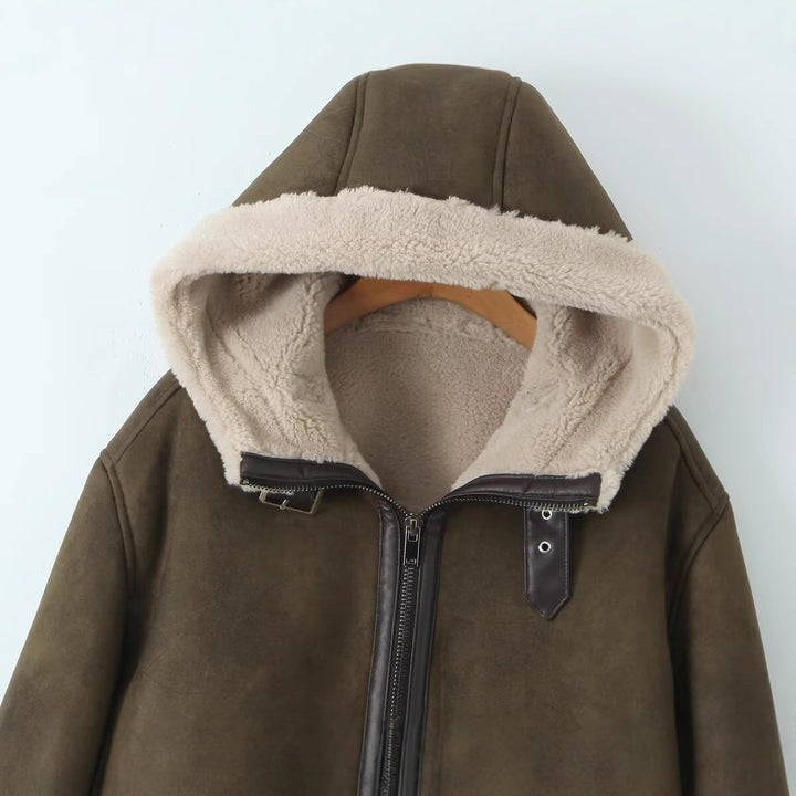 Damen Kapuzen-Lammfellimitat-Bomberjacke mit Teddyfutter und Reißverschluss Echo Archiv