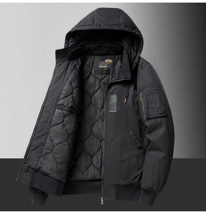 Herren  Kapuzen Stepp Thermal Bomberjacke mit Utility-Tasche an den Ärmeln und gerippten Besätzen Echo Archiv