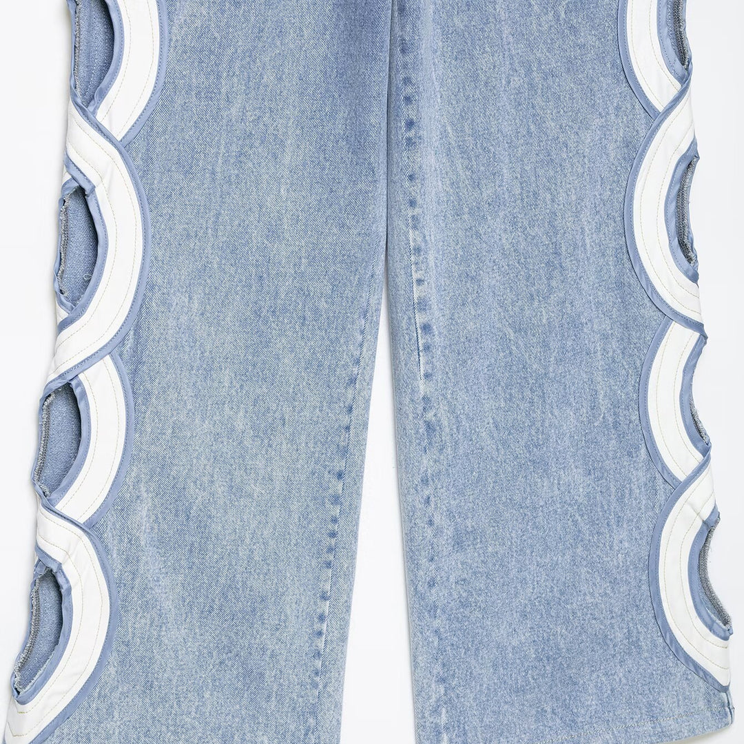 Damen High-Waist-Jeans mit ausgestellter Weitbein-Silhouette und seitlichen Kreis-Applikationen Echo Archiv