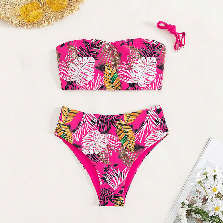 Damen Bandeau-Bikini mit lebhaftem Tropenmuster und hohem Taillenschnitt Echo Archiv