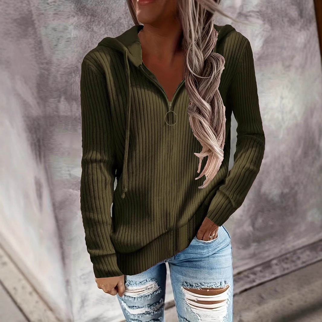 Damen Lässiger Rippstrick-Hoodie mit halbhohem Reißverschluss und Ringzipper – Auréline