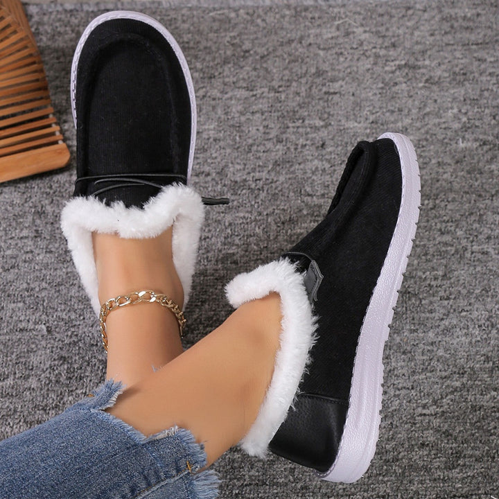 Damen Gefütterte Mokassin-Slipper mit Teddyfutter und profilierter Gummisohle Echo Archiv
