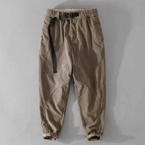 Herren Kord-Chino mit elastischem Bund, Gurtbandschließe und konischem Schnitt Echoarchiv