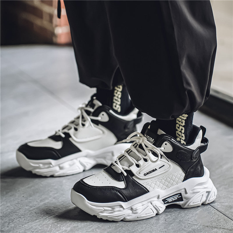 Unisex markante Chunky-Sneaker mit gesteppter Seitenpartie, Kunstleder-Overlays und profiliertem Offroad-Sohlenprofil – Norré