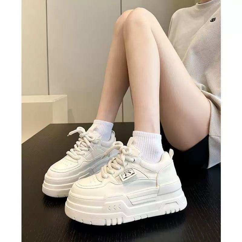 Damen Chunky Sneakers mit innovativem Dämpfungssystem und atmungsaktiver Oberfläche Echo Archiv