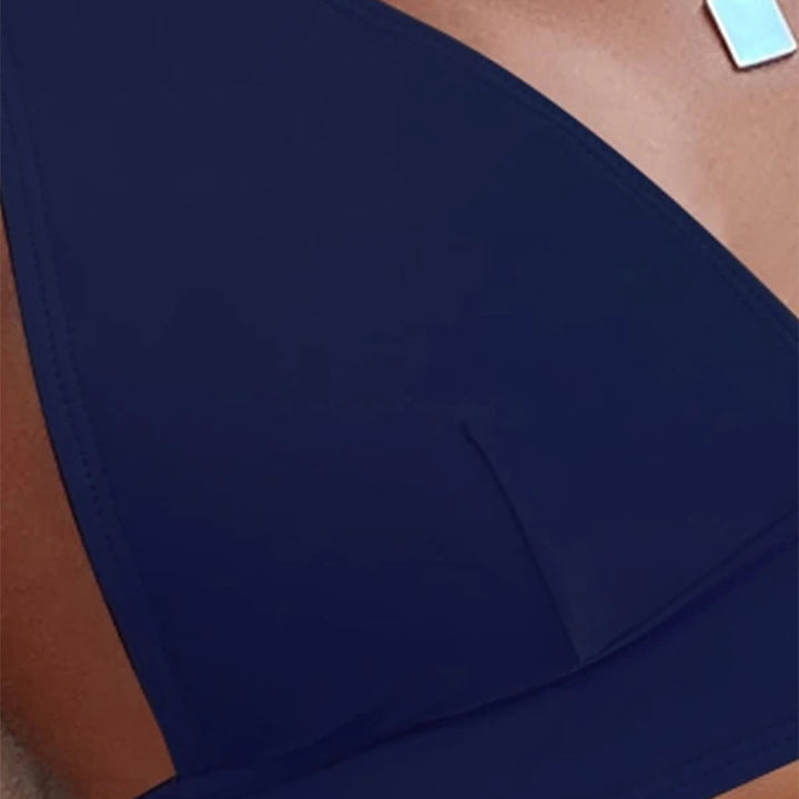 Damen Hochgeschnittener Bikini mit V-Ausschnitt und breiten Trägern Echo Archiv