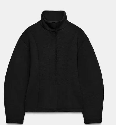 Damen Kurz geschnittene Boxy‑Fleecejacke mit Stehkragen, vertikalen Strukturnähten und verdecktem Reißverschluss Echo Archiv