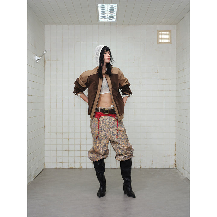 Herren Kurzjacke im Boxy‑Blousonstil aus Velours- und Canvas‑Mix mit hohem Stehkragen Echoarchiv