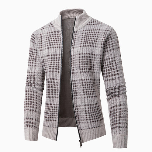 Herren modische Strickjacke mit modernem Karomuster und hohem Kragen Echoarchiv