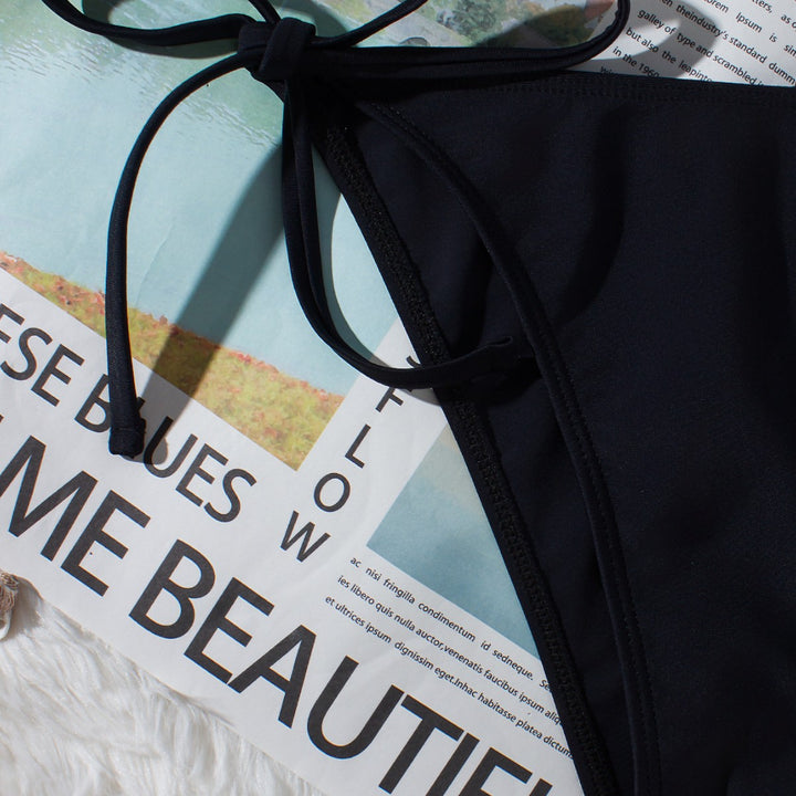Damen Bandeau-Bikini mit verstellbaren Trägern und eleganten Detail Echo Archiv