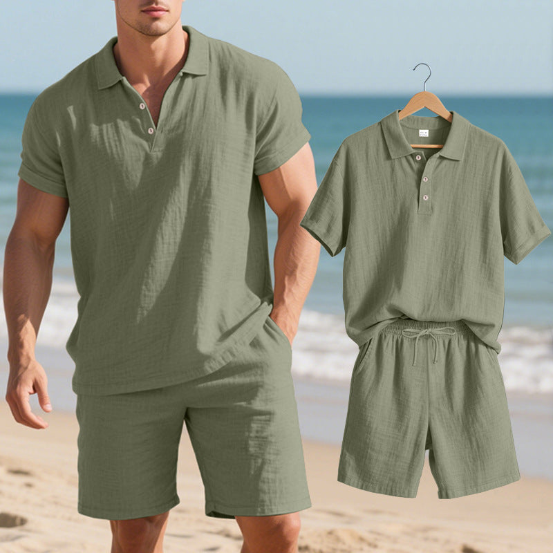 Herren lässiges Sommeroutfit mit Kurzarm-Polo und Shorts Echoarchiv