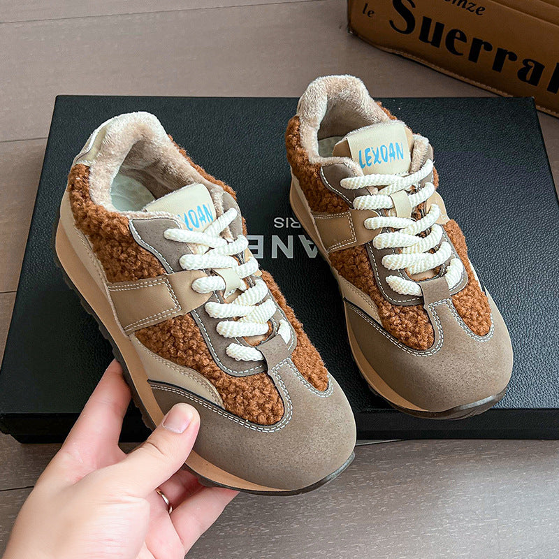 Damen Komfortable Sneaker mit flauschigem Obermaterial und stabiler Sohle Echo Archiv