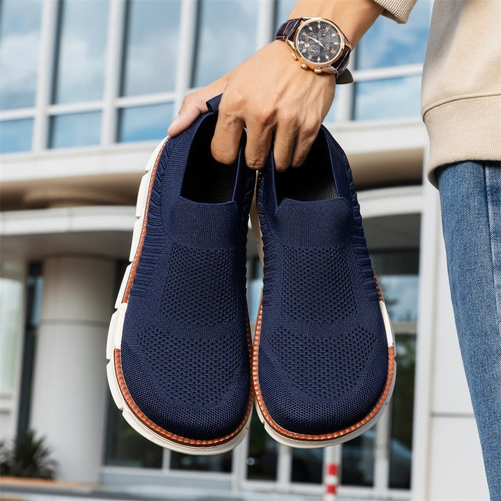 Herren Leichter Strick-Slip-On Sneaker mit Memory-Foam-Komfort und flexibler Profilsohle Echoarchiv