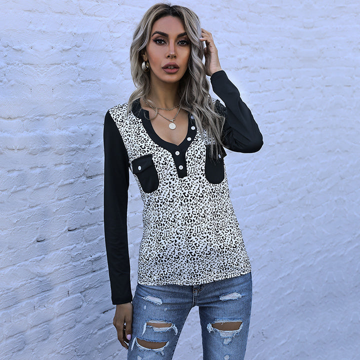 Damen Langarmshirt im Animal-Print mit kontrastierenden Ärmeln, Knopfleiste und Brusttaschen Echoarchiv