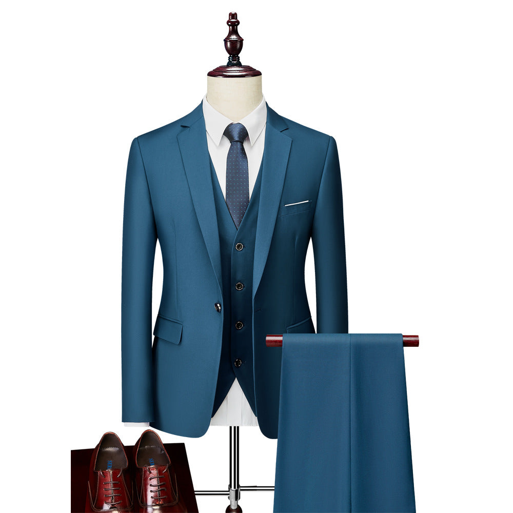 Herren Dreiteiliger Slim-Fit Businessanzug mit Weste und schmaler Silhouette Echo Archiv