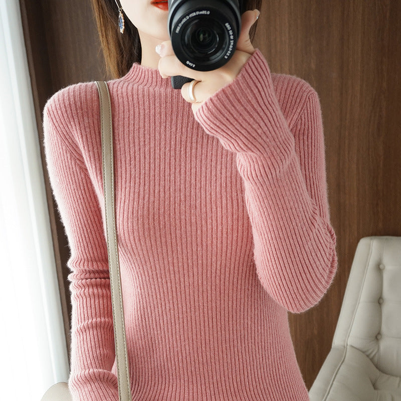 Damen Luxus-Feinstrickpullover mit schmaler Rippenstruktur und kurzem Stehkragen Echoarchiv