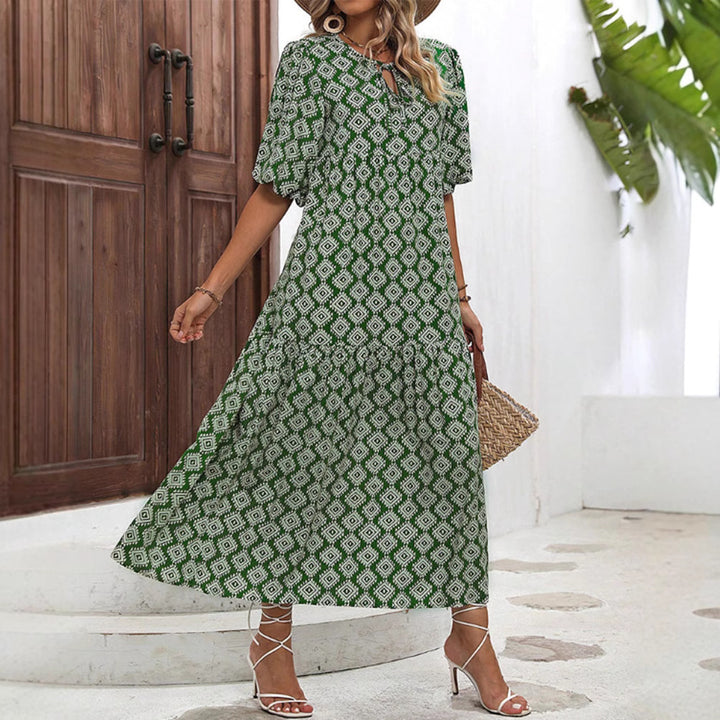 Damen nan luftiges Maxikleid mit geometrischem Ethno-Print, gerafftem Stufenrock und Schlüssel-Ausschnitt Echo Archiv