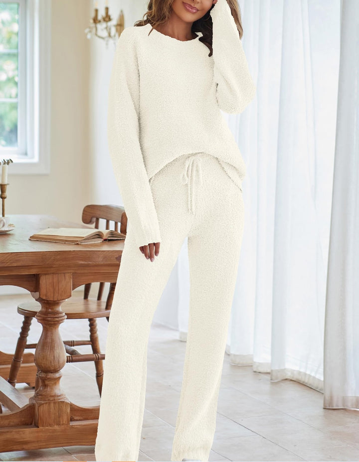 Damen nan kuscheliges Lounge-Set mit Oversize-Pullover und Kordelzughose Echo Archiv
