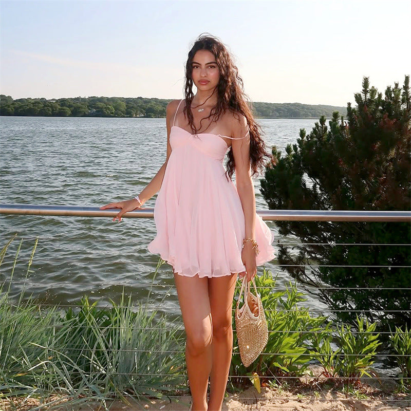 Damen Sommerliches Minikleid mit zarten Spaghettiträgern und schwingendem Rock Echo Archiv