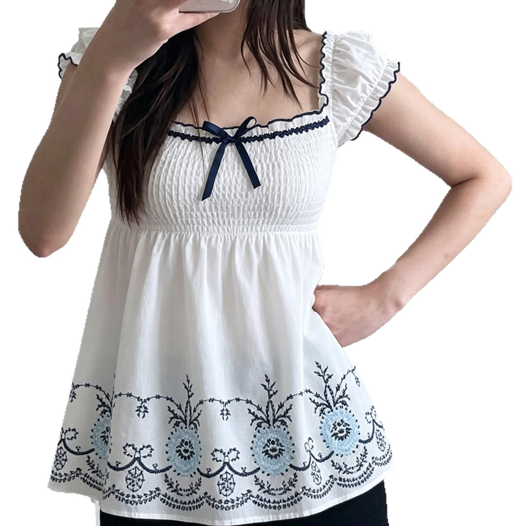 Damen Baumwollbluse mit floralem Stickdesign und schickem Rüschensaum Echo Archiv