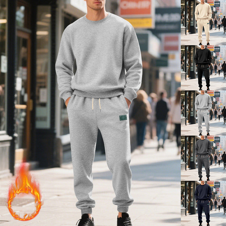 Herren nan relaxed-fit Baumwoll-Fleece-Jogginghose mit elastischem Tunnelzug, gerippten Beinabschlüssen und dezenter Patch-Applikation Echo Archiv